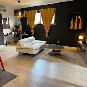 Destination Confidentielle , Clermont-Ferrand France