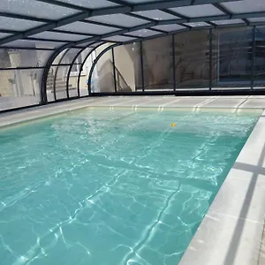 La Bonnelle Piscine , Grillon France